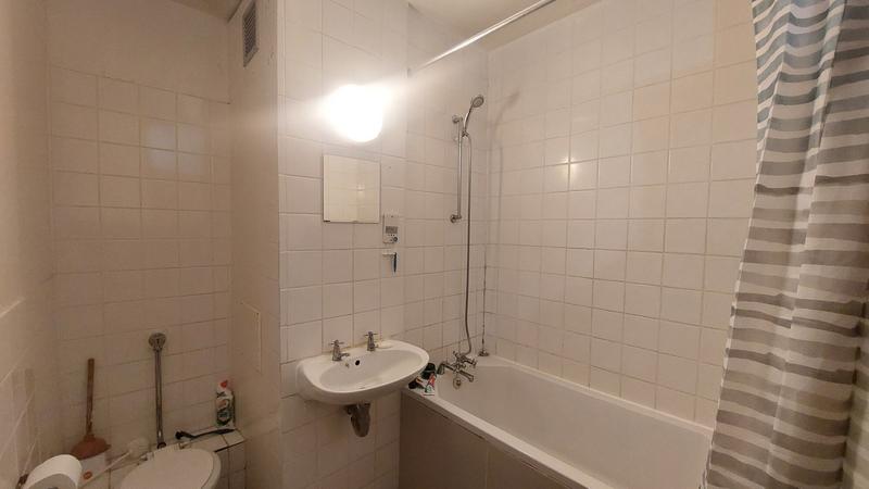 1 Bedroom Property for Sale in Loevenstein Western Cape